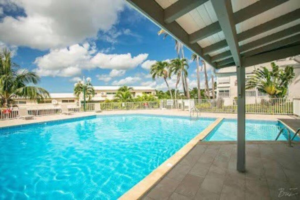 Superbe Studio Avec Piscine, Au Coeur De La Marina! Village Soleil ! Proche Aeroport & Ferry Ле Госие Екстериор снимка
