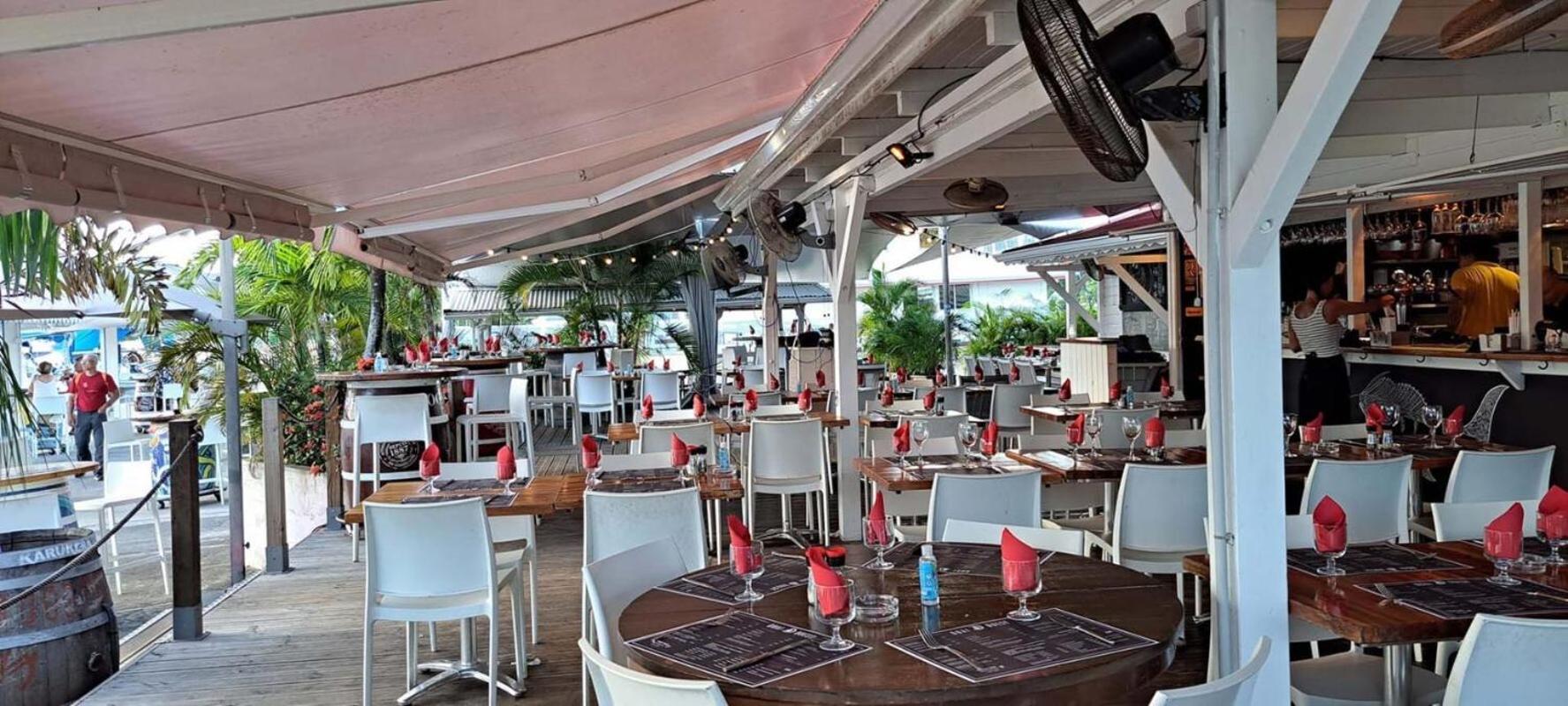 Superbe Studio Avec Piscine, Au Coeur De La Marina! Village Soleil ! Proche Aeroport & Ferry Ле Госие Екстериор снимка